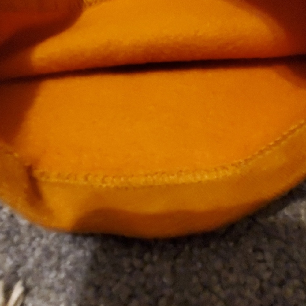 Shorts - Picture 2 of 3